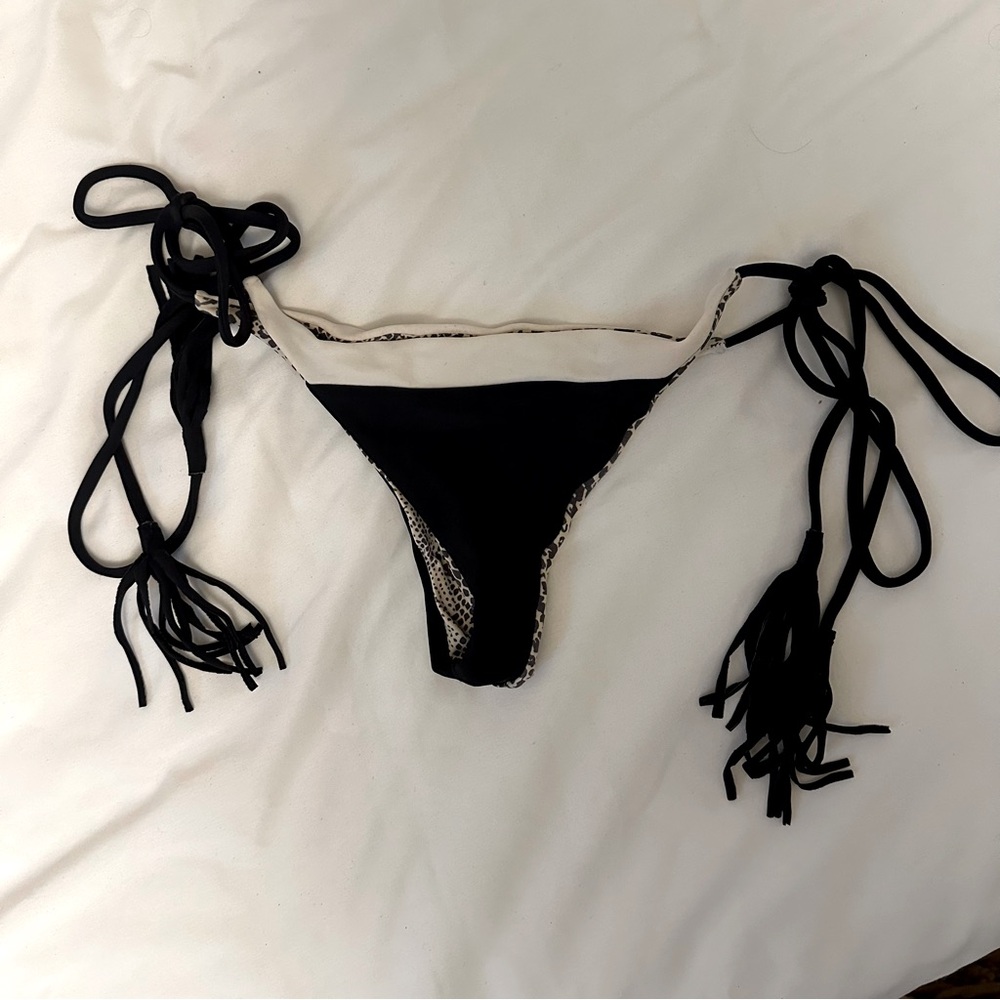Acacia B&W Bikini Bottoms
